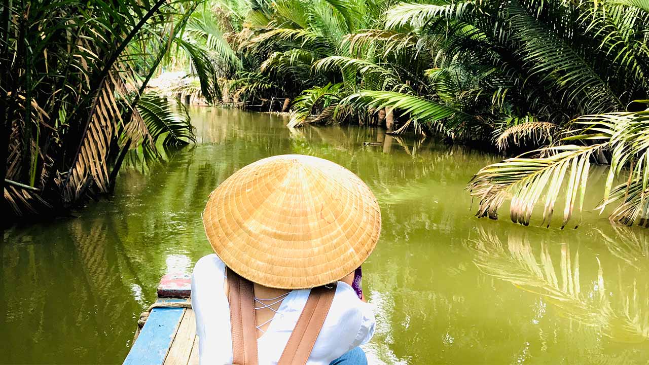 Các điểm du lịch miền tây – Khám phá vùng đất bình yên với nét đẹp hoài cổ và trải nghiệm khó quên